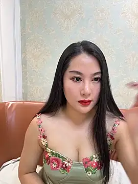 Snapshot of Candice888 chatting on 23, 11, 2025 Candice888 online show from 23, 11, 2025