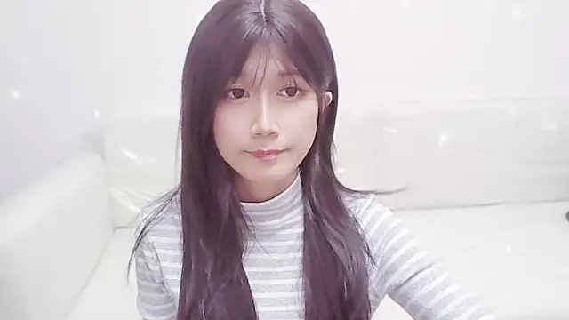 Snapshot of Rabbitlittlefool chatting on 27, 10, 2025 Rabbitlittlefool online show from 27, 10, 2025