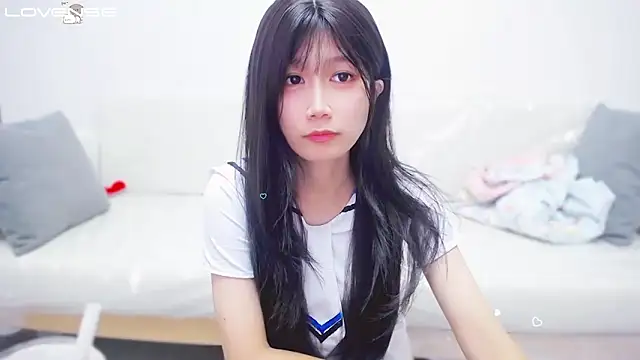 Snapshot of Rabbitlittlefool chatting on 28, 10, 2025 Rabbitlittlefool online show from 28, 10, 2025