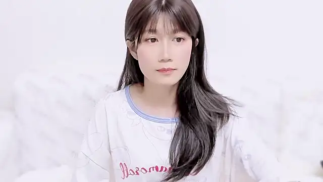 Snapshot of Rabbitlittlefool chatting on 9, 11, 2025 Rabbitlittlefool online show from 9, 11, 2025