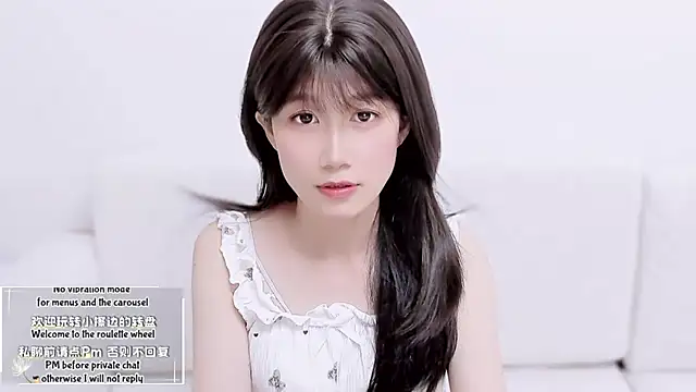 Snapshot of Rabbitlittlefool chatting on 10, 11, 2025 Rabbitlittlefool online show from 10, 11, 2025