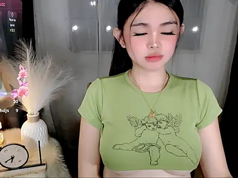 Bianca cedine12 online show from 5, 5, 2026