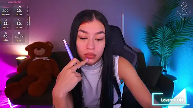 Snapshot of FataleNellie chatting on 15, 12, 2025 FataleNellie online show from 15, 12, 2025