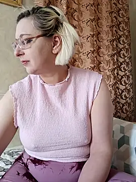 VikaKing online show from 9, 3, 2026