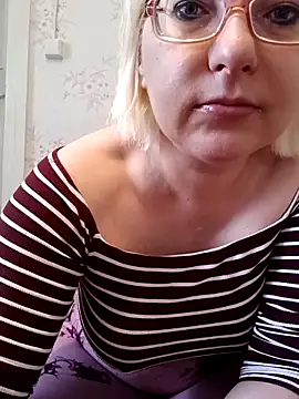 Snapshot of VikaKing chatting on 25, 4, 2026 VikaKing online show from 25, 4, 2026