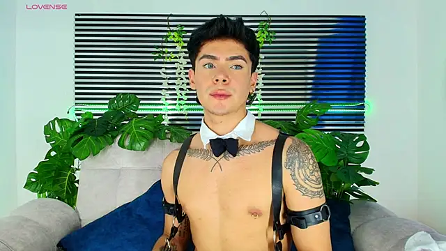 CamiiGuzmanX online show from 3, 3, 2026