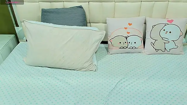 Snapshot of gisell_gomez chatting on 11, 9, 2025 gisell gomez online show from 11, 9, 2025