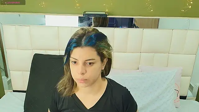 Snapshot of gisell_gomez chatting on 15, 9, 2025 gisell gomez online show from 15, 9, 2025