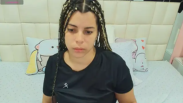 Snapshot of gisell_gomez chatting on 29, 11, 2025 gisell gomez online show from 29, 11, 2025