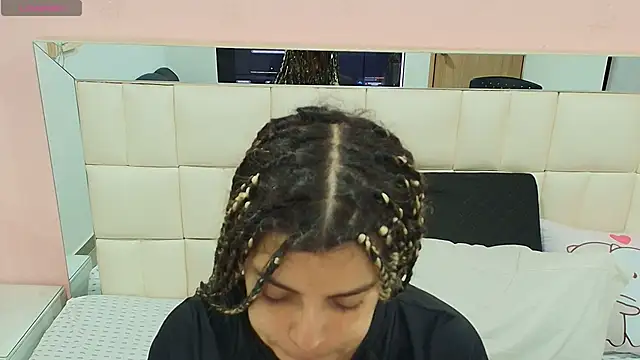 Snapshot of gisell_gomez chatting on 5, 12, 2025 gisell gomez online show from 5, 12, 2025