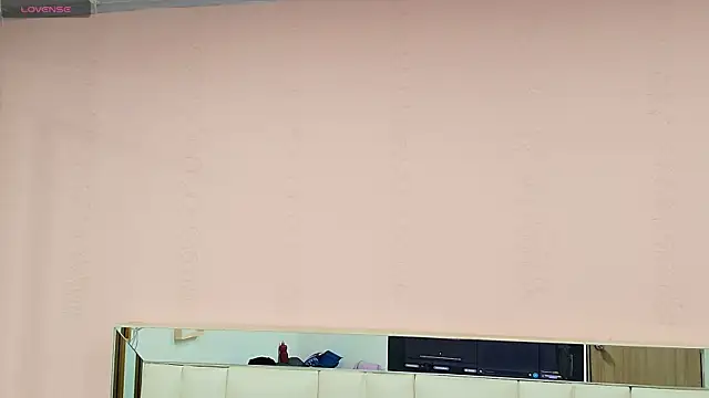 Snapshot of gisell_gomez chatting on 20, 12, 2025 gisell gomez online show from 20, 12, 2025