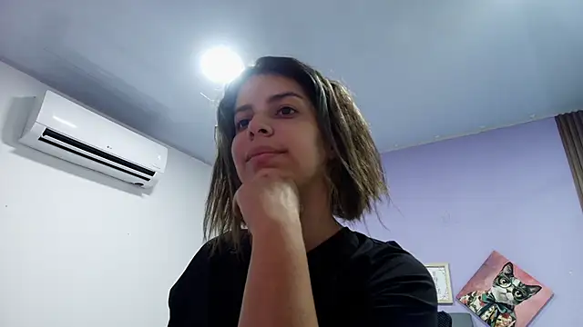 Snapshot of gisell_gomez chatting on 2, 3, 2026 gisell gomez online show from 2, 3, 2026