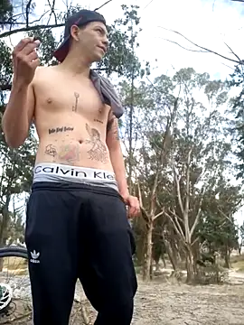 Thomasjons  online show from 4, 12, 2025