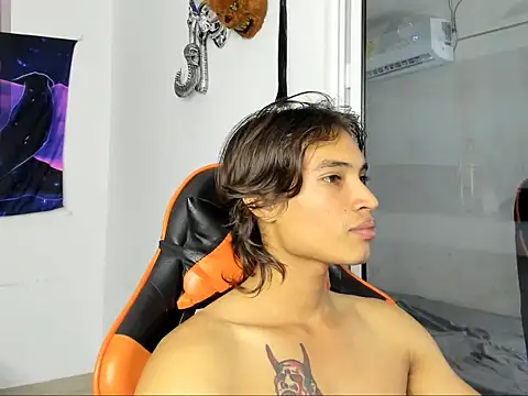 Snapshot of kenshi_roa chatting on 12, 10, 2025 kenshi roa online show from 12, 10, 2025