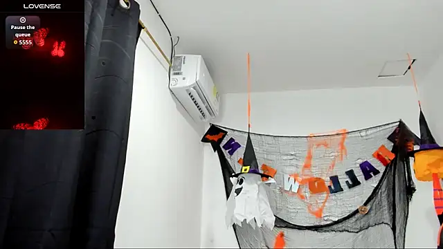 Snapshot of kenshi_roa chatting on 24, 10, 2025 kenshi roa online show from 24, 10, 2025