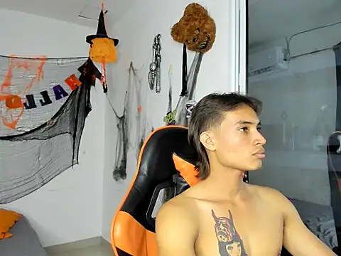 Snapshot of kenshi_roa chatting on 4, 11, 2025 kenshi roa online show from 4, 11, 2025