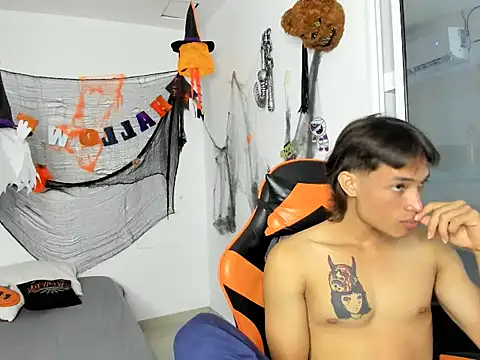 Snapshot of kenshi_roa chatting on 11, 11, 2025 kenshi roa online show from 11, 11, 2025