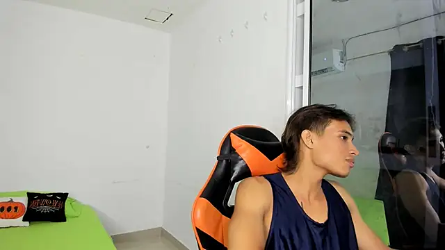 Snapshot of kenshi_roa chatting on 22, 11, 2025 kenshi roa online show from 22, 11, 2025