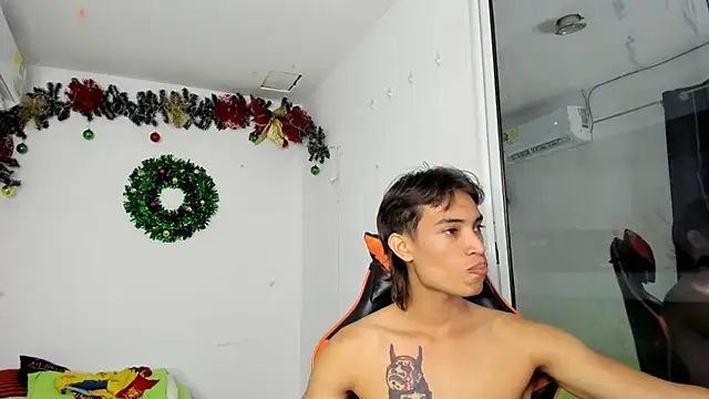 Snapshot of kenshi_roa chatting on 2, 12, 2025 kenshi roa online show from 2, 12, 2025