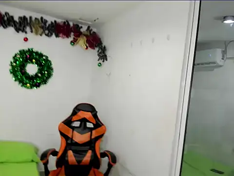 Snapshot of kenshi_roa chatting on 14, 12, 2025 kenshi roa online show from 14, 12, 2025