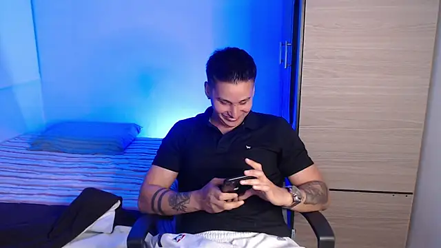 valentinosex1 online show from 5, 3, 2026