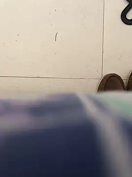 Bullboy8in online show from 2, 10, 2025