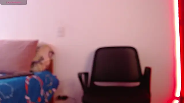 Snapshot of axel_davis_ chatting on 10, 10, 2025 axel davis online show from 10, 10, 2025