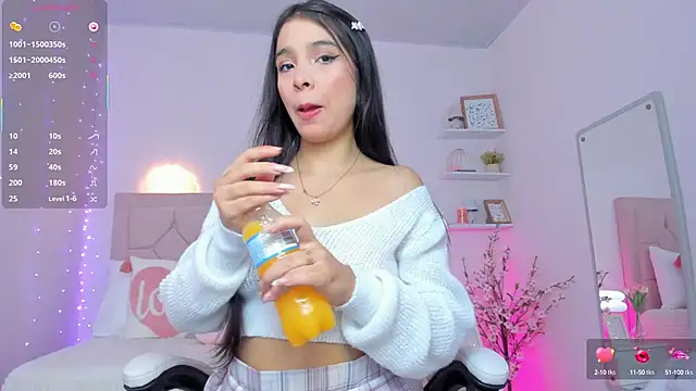 Snapshot of kim_dreams18 chatting on 25, 9, 2025 kim dreams18 online show from 25, 9, 2025