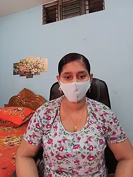 Cute Faria online show from 5, 6, 2026
