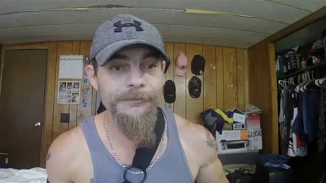 Snapshot of JohnnyBaby85 chatting on 9, 8, 2026 JohnnyBaby85 online show from 9, 8, 2026