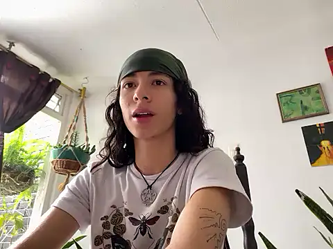 camille delrey online show from 8, 11, 2025