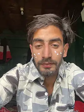 lyath3245 online show from 20, 4, 2026