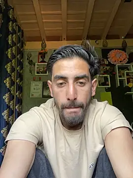 lyath3245 online show from 9, 6, 2026