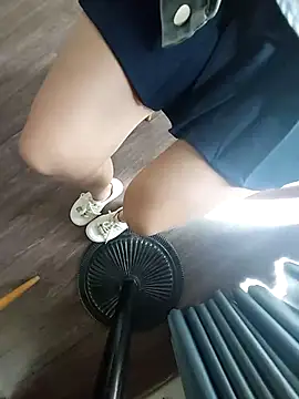 meomeocute online show from 15, 10, 2025