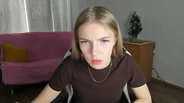 HitGyrl online show from 12, 1, 2026