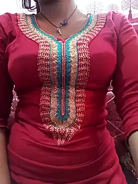 Snapshot of BILLO-RANI67 chatting on 28, 11, 2025 BILLO-RANI67 online show from 28, 11, 2025