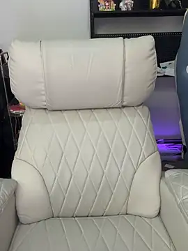 tuzi5201314 online show from 15, 1, 2026