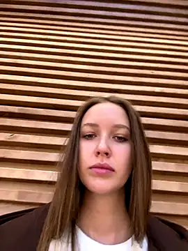 Snapshot of ElliRose chatting on 10, 11, 2025 ElliRose online show from 10, 11, 2025