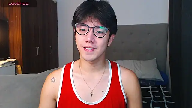 Snapshot of Addictiveboi chatting on 15, 9, 2025 Addictiveboi online show from 15, 9, 2025