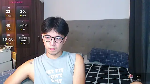 Snapshot of Addictiveboi chatting on 21, 9, 2025 Addictiveboi online show from 21, 9, 2025