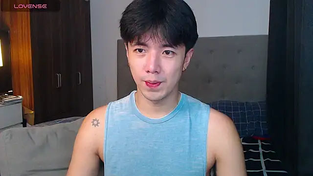 Snapshot of Addictiveboi chatting on 1, 10, 2025 Addictiveboi online show from 1, 10, 2025