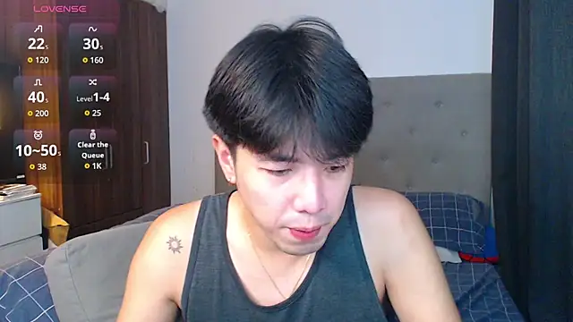 Snapshot of Addictiveboi chatting on 5, 10, 2025 Addictiveboi online show from 5, 10, 2025