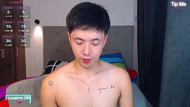 Snapshot of Addictiveboi chatting on 24, 11, 2025 Addictiveboi online show from 24, 11, 2025