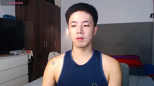 Snapshot of Addictiveboi chatting on 8, 2, 2026 Addictiveboi online show from 8, 2, 2026