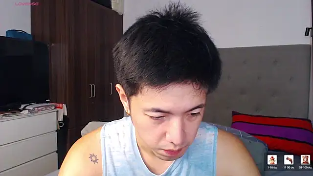 Snapshot of Addictiveboi chatting on 9, 2, 2026 Addictiveboi online show from 9, 2, 2026