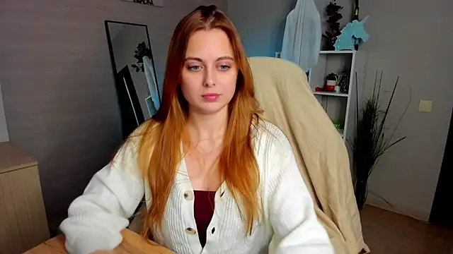 Alice Wander online show from 11, 11, 2025