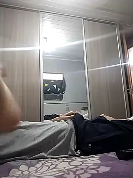 Snapshot of 12dery chatting on 13, 10, 2025 12dery online show from 13, 10, 2025