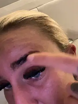 EllieMaeBaby online show from 14, 11, 2025