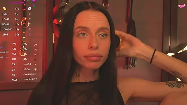 Snapshot of livia_starwars chatting on 14, 10, 2025 livia starwars online show from 14, 10, 2025