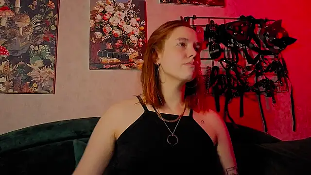 the high priestess online show from 10, 4, 2026